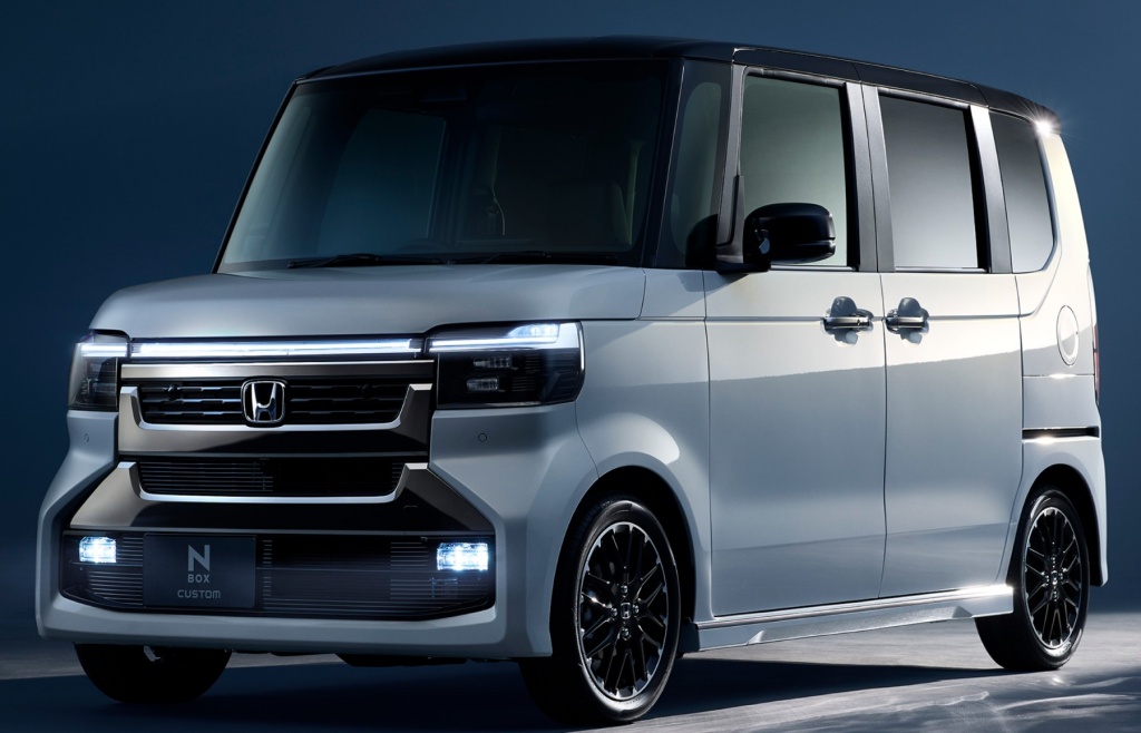 N-BOX CUSTOM